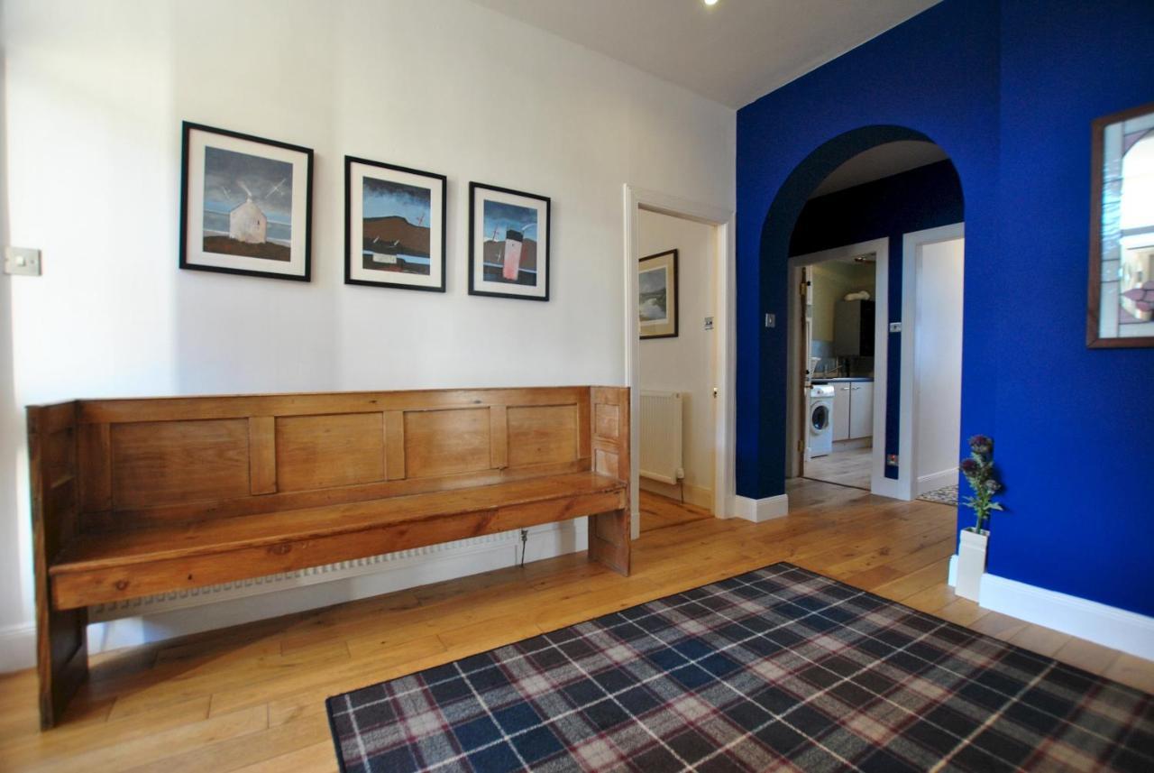 Apartment 2 Melville Terrace *