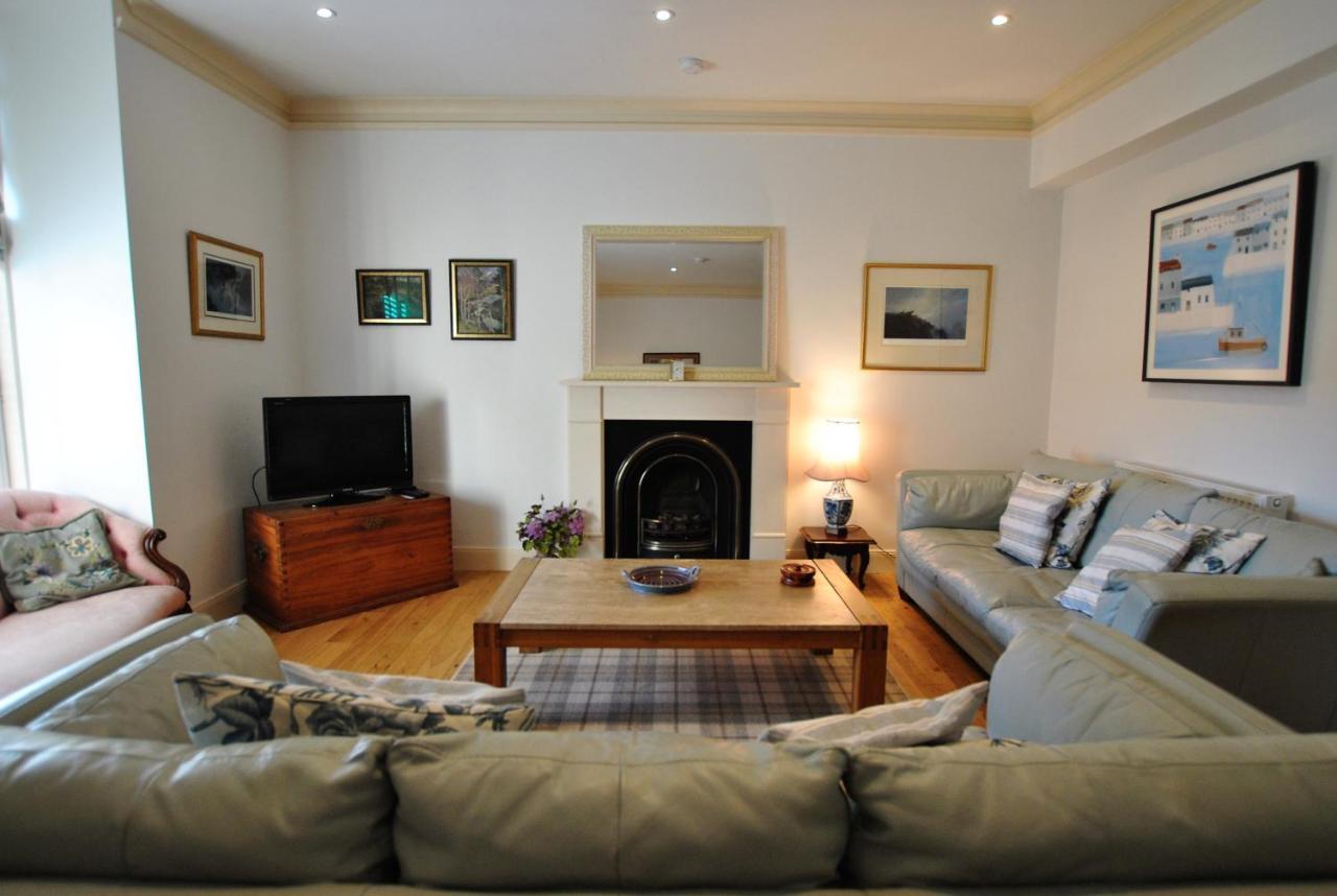 2 Melville Terrace *