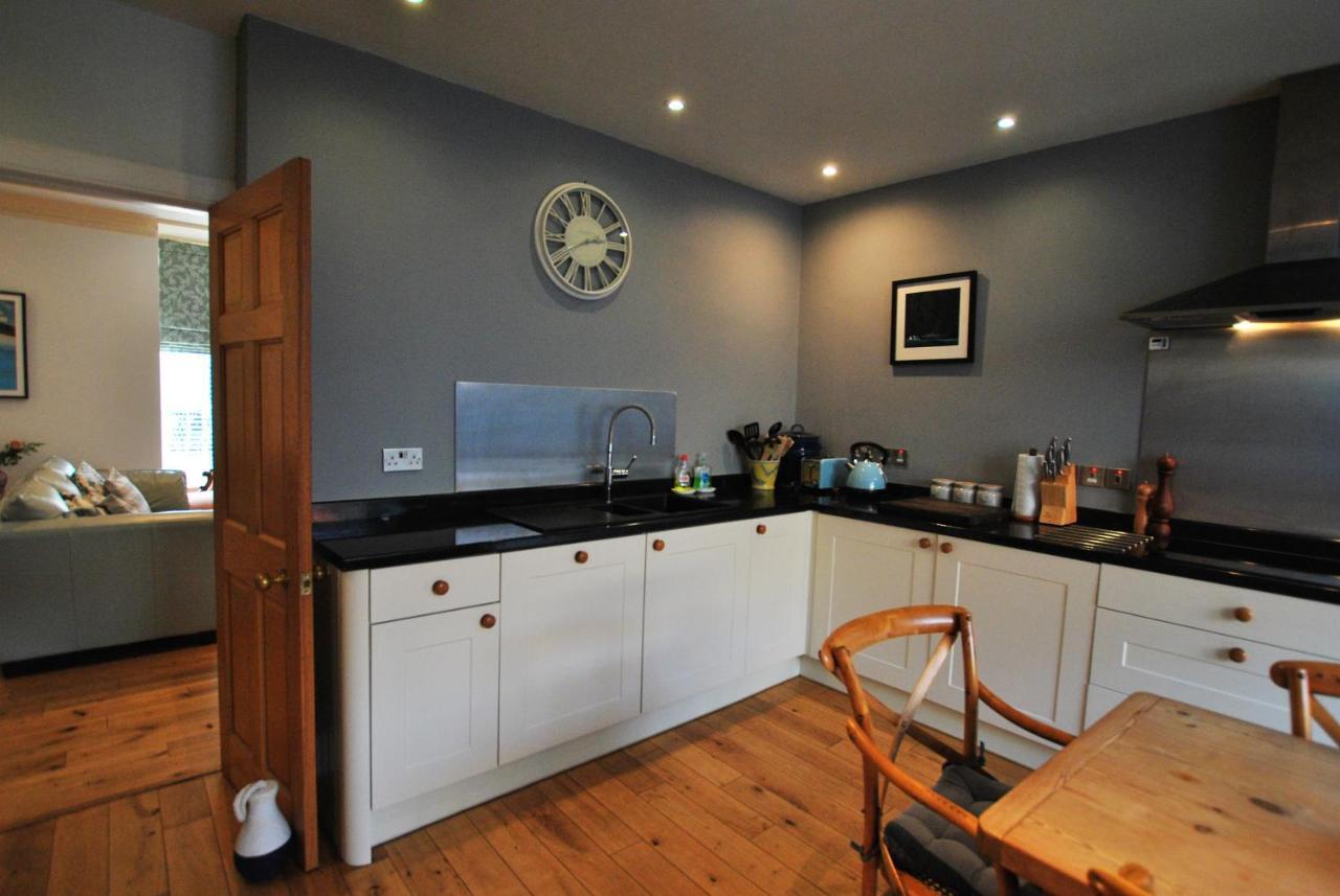 2 Melville Terrace Apartment