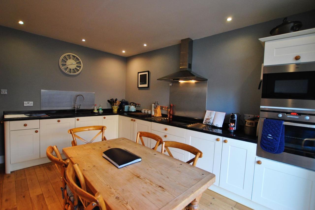 2 Melville Terrace Apartment *